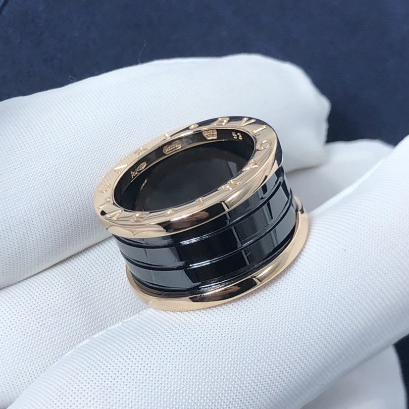 Bague Bvlgari B.zero1 à 4 bandes sur mesure en or rose 18 carats et céramique noire