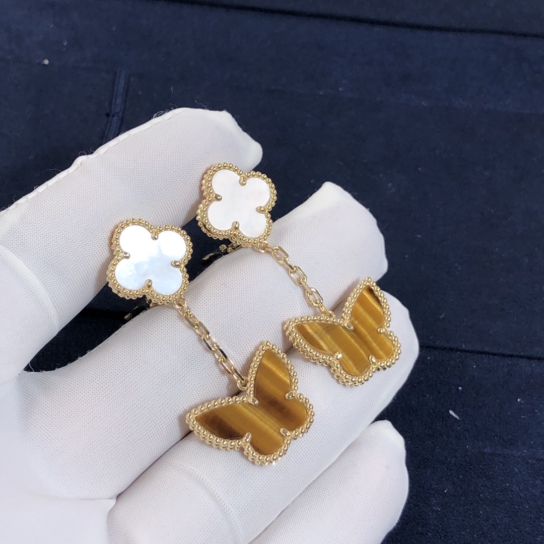 فان كليف صنع حسب الطلب & أقراط Arpels Lucky Alhambra من الذهب الأصفر عيار 18 قيراطًا,عرق اللؤلؤ الأبيض وعين النمر