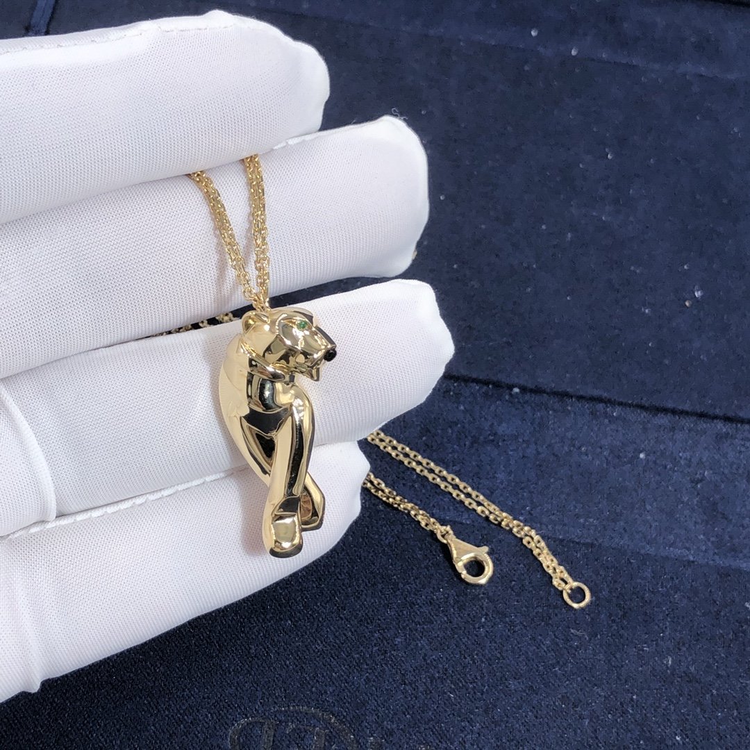 Collier Pendentif Panthere de Cartier Personnalisé en Or Jaune 18K serti de Grenats Tsavorite et Onyx