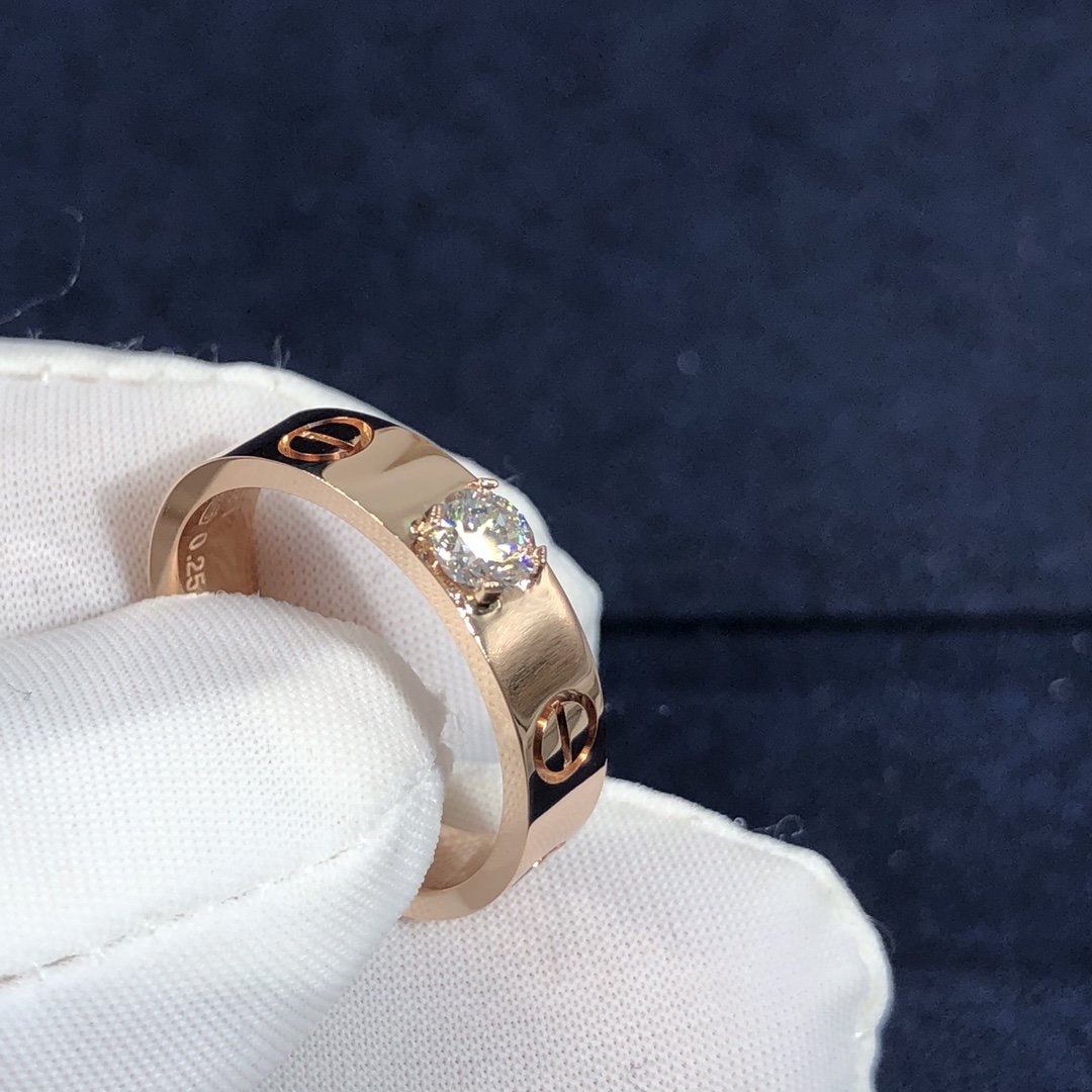 خاتم كارتييه لوف سوليتير مصنوع حسب الطلب من الذهب الوردي عيار 18 قيراط مرصع بالألماس بقطع بريانت