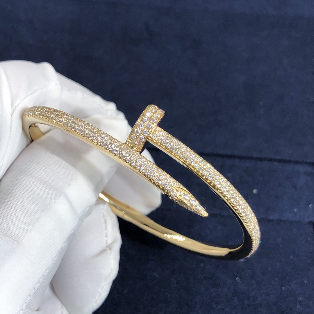 Bracelet Cartier Juste un Clou sur mesure en or jaune 18 carats et pavés de diamants