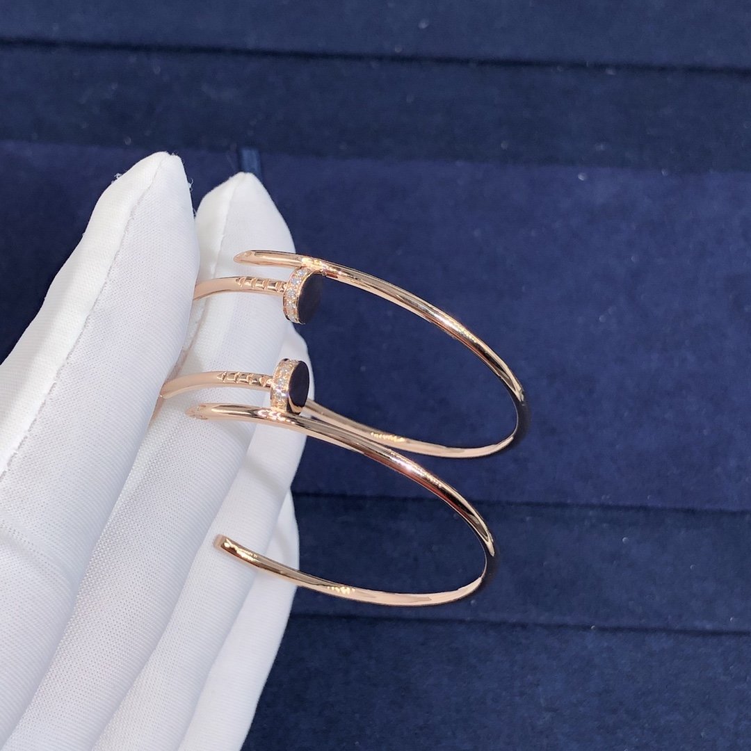 أقراط Cartier Juste un Clou مصنوعة خصيصًا من الذهب الوردي عيار 18 قيراطًا والألماس