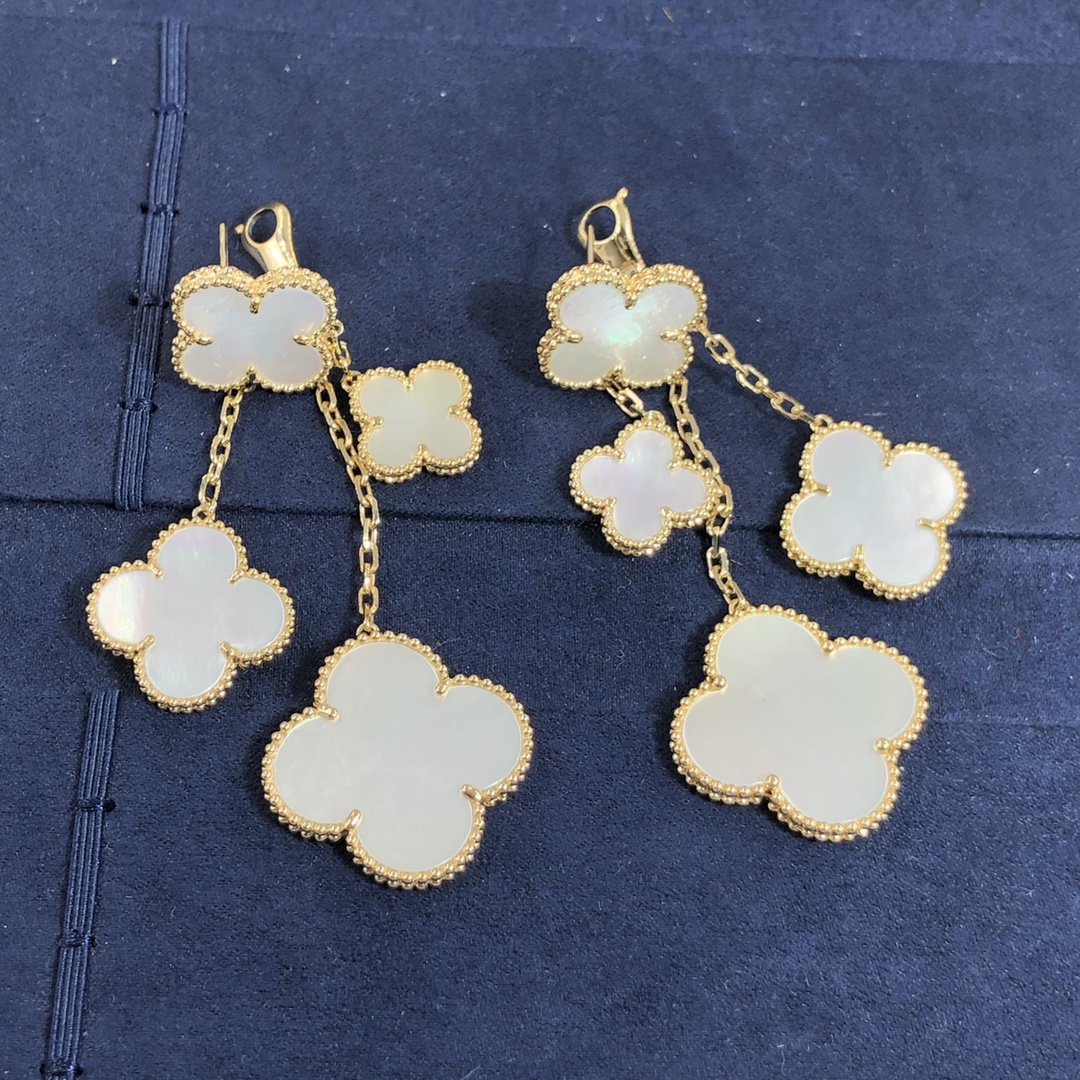 Alhambra magique VCA sur mesure 4 Boucles d'oreilles Motifs en or jaune 18 carats avec nacre blanche