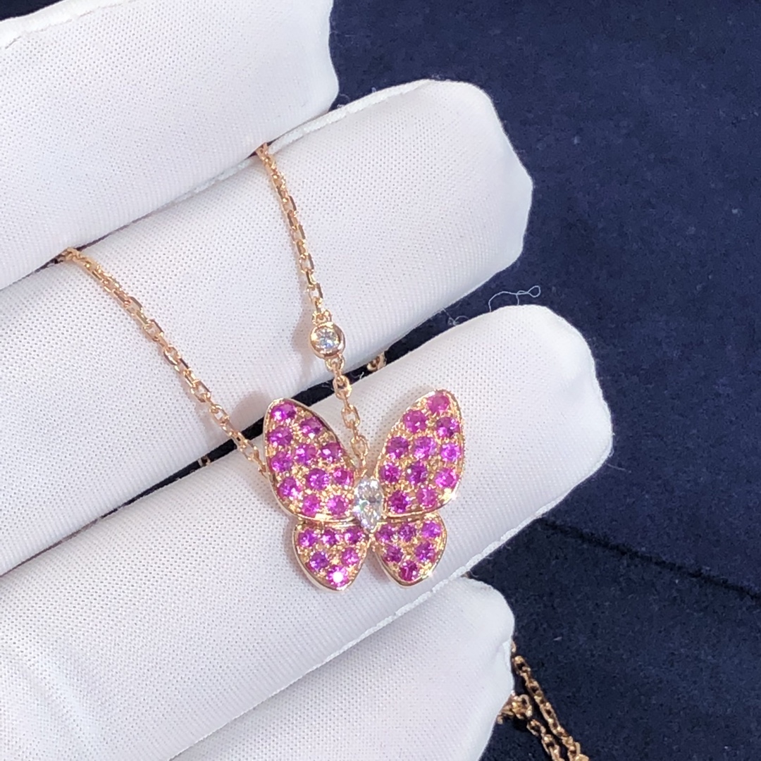 Pendentif VCA Two Butterfly fait sur mesure en or rose 18 carats,Saphirs roses ronds,Diamants ronds et taille marquise