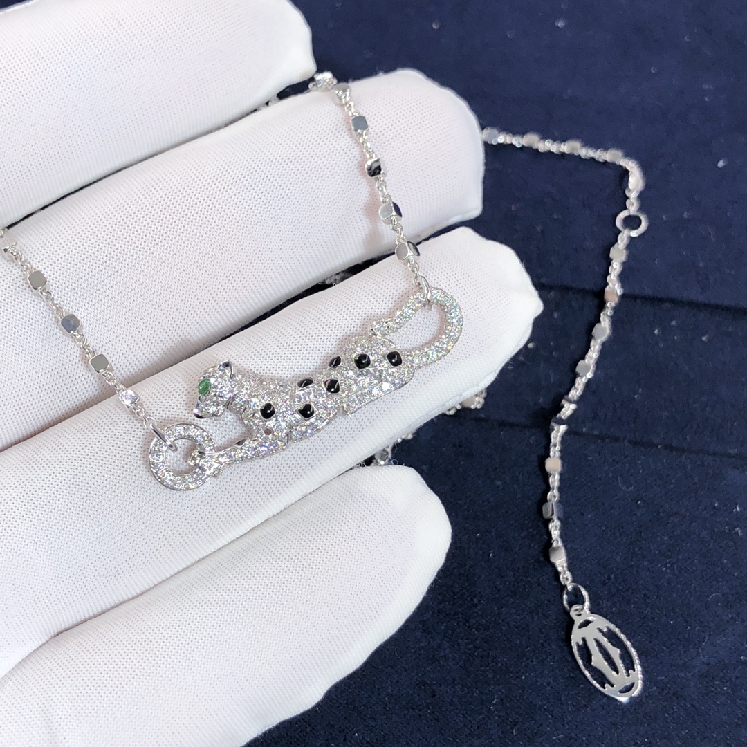 Collier Panthere de Cartier sur mesure en or blanc 18 carats,Laque noire,Grenats et diamants tsavorite