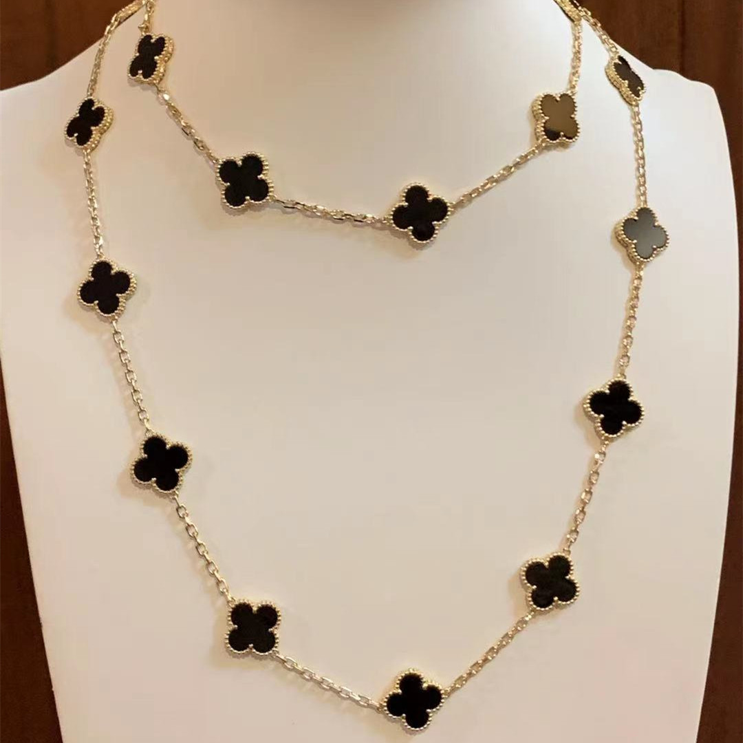 Van Cleef sur mesure & Arpels Vintage Alhambra 20 Collier Motifs en or jaune 18 carats avec onyx