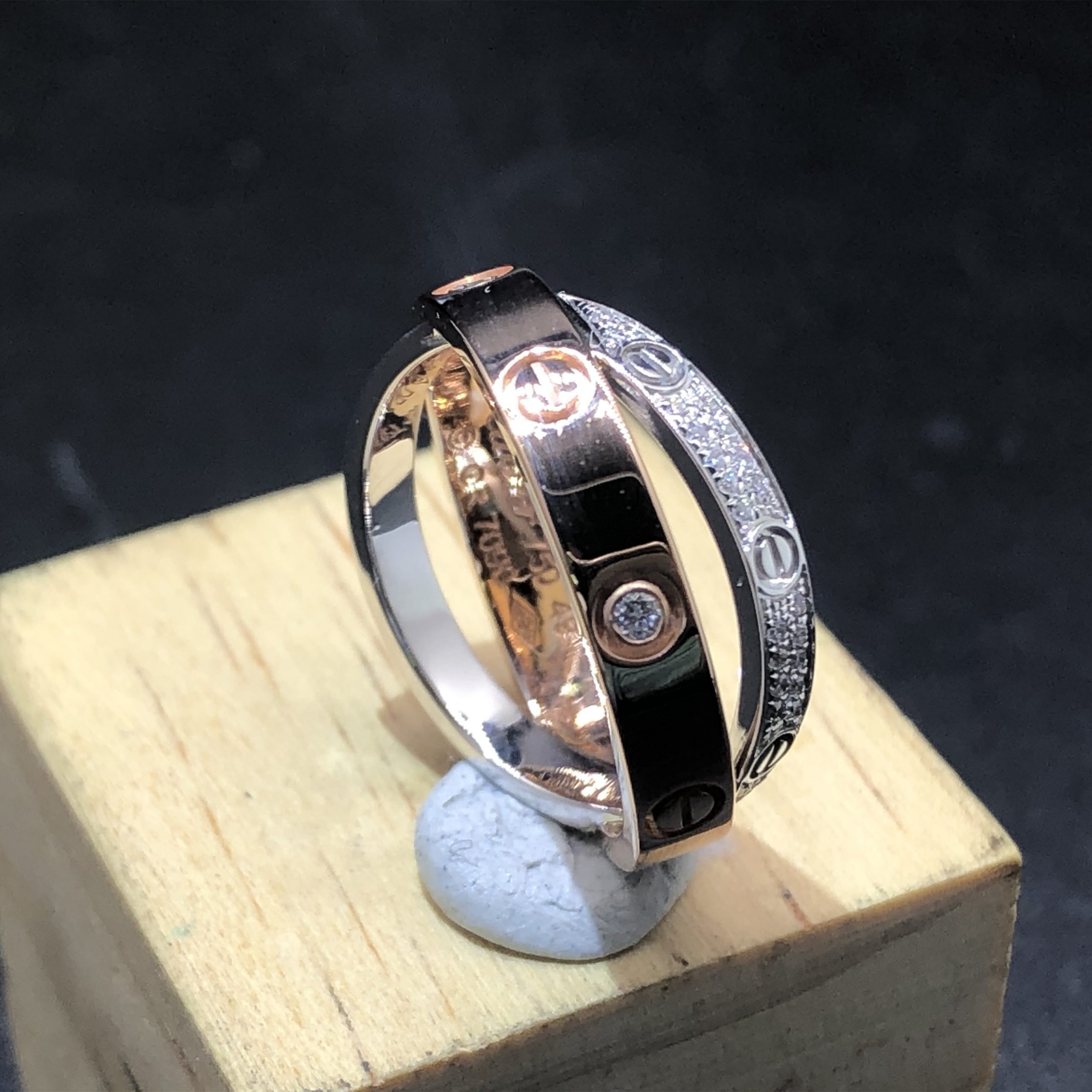 خاتم الحب كارتييه مخصص مصنوع من الذهب الوردي عيار 18 قيراطًا,18ك الذهب الأبيض والألماس المرصوف